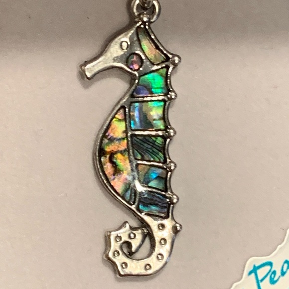 Seahorse pendant necklace Wild Pearl Abalone shell - Picture 2 of 3